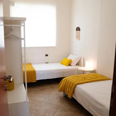 Sunshine - Vicino Al Mare, Cagliari, Sardinia Кальяри