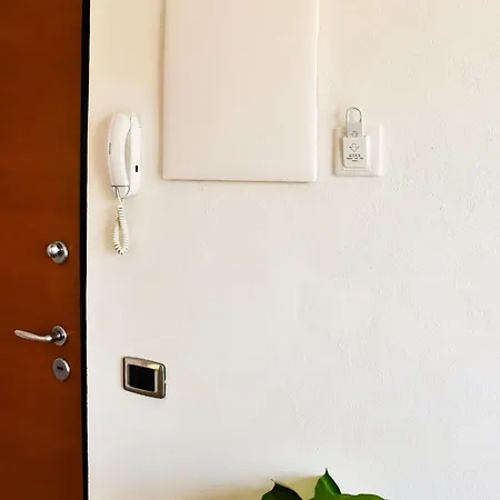 Sunshine - Vicino Al Mare, Cagliari, Sardinia Apartment