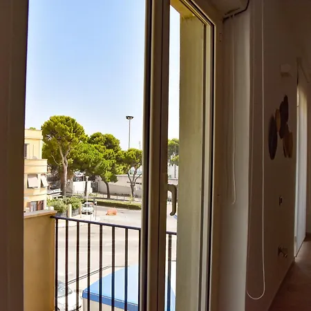 Sunshine - Vicino Al Mare, Cagliari, Sardinia Apartment